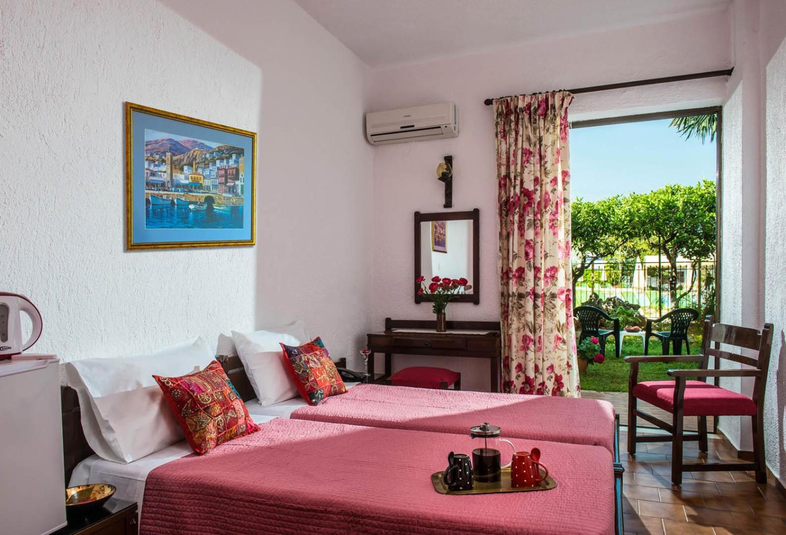 Hotel Malia Holidays Exterior foto